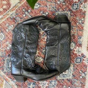 VINTAGE JUSTIN BLACK COWBOY LEATHER BOOTS